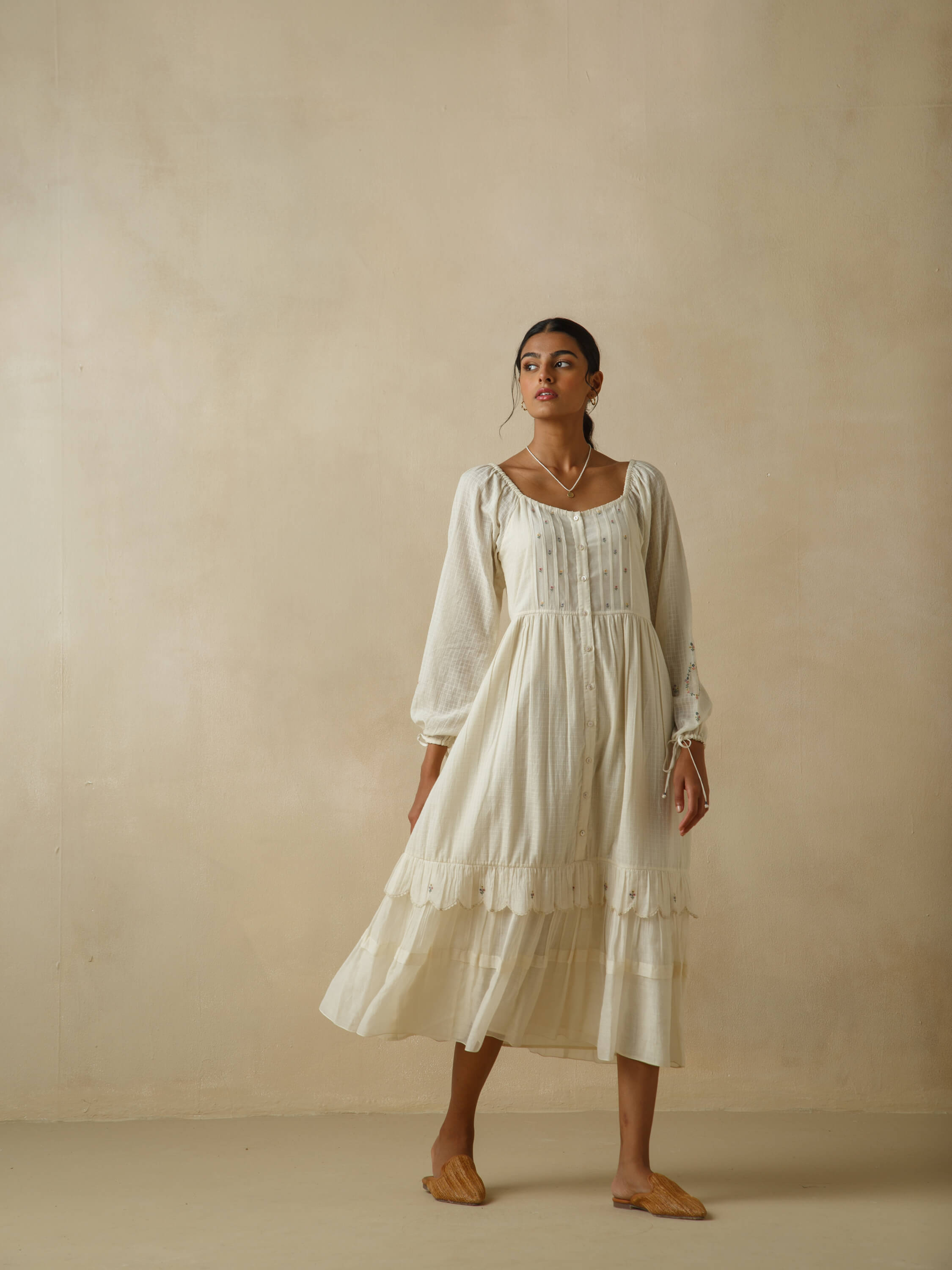 Antique White Scallop Tier Dress - Image 6