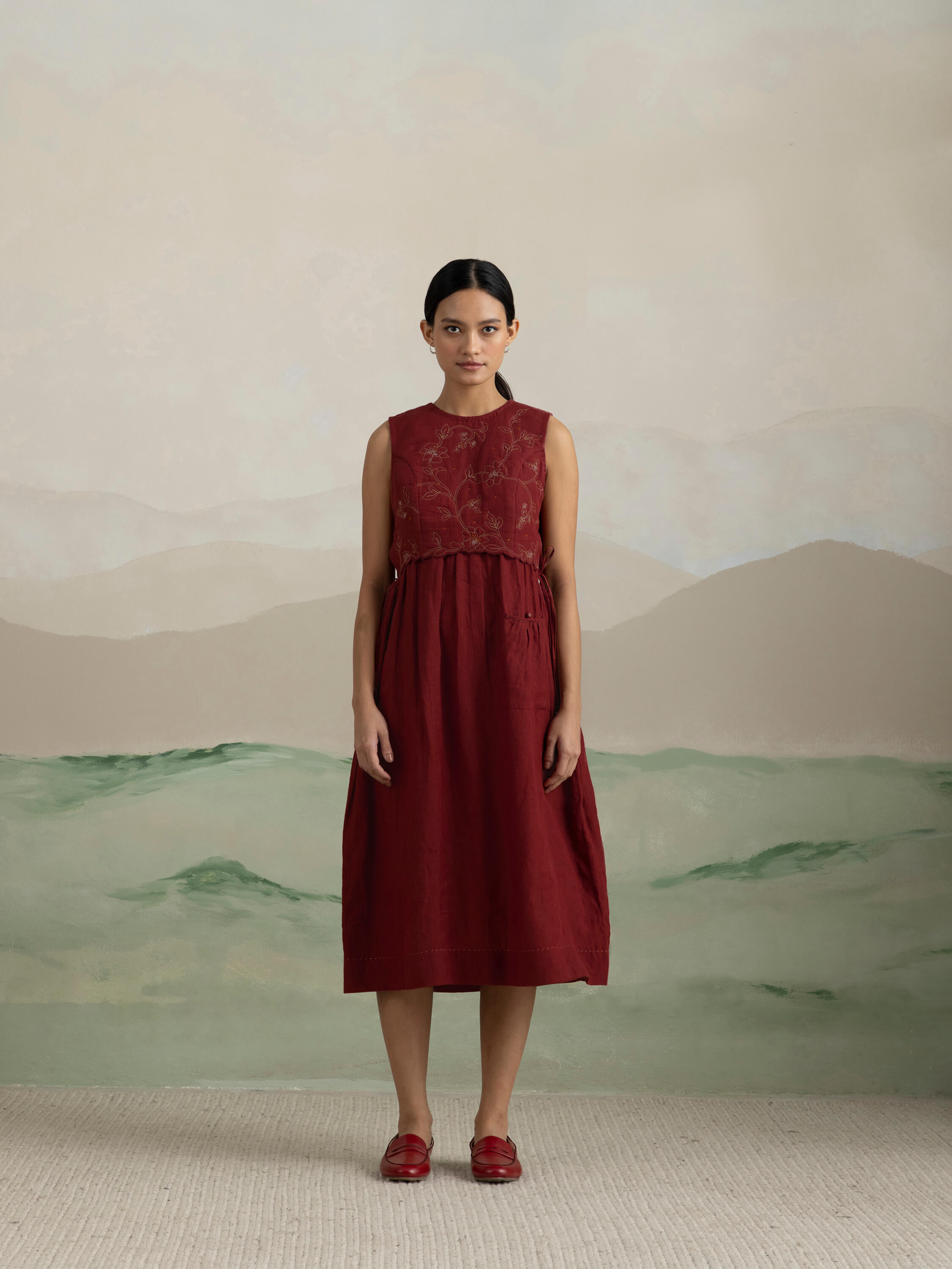 Berry Quilt Linen Midi Dress - Image 3