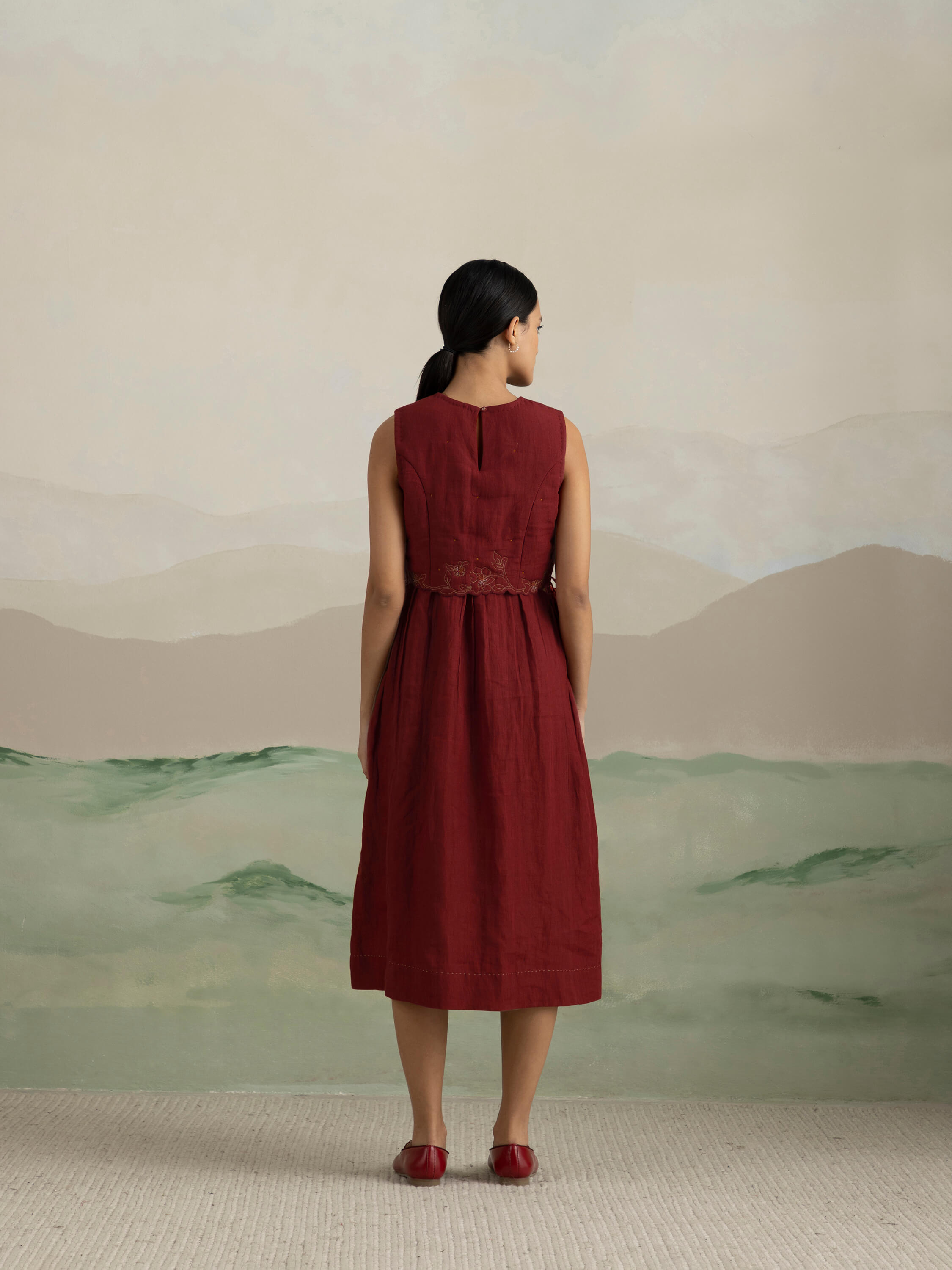 Berry Quilt Linen Midi Dress - Image 5