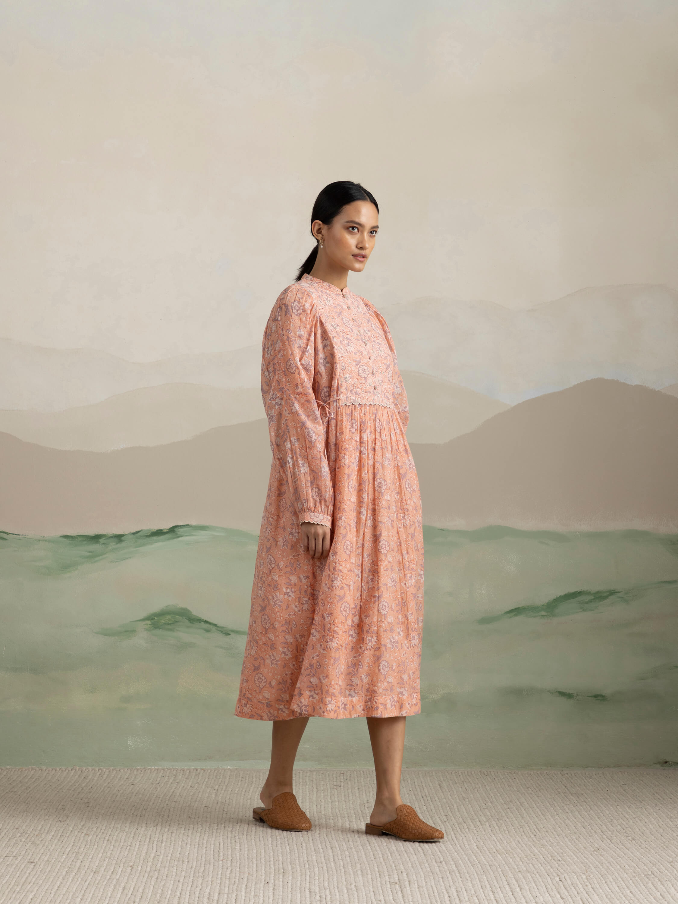 Juliet Peach Midi Dress - Image 3