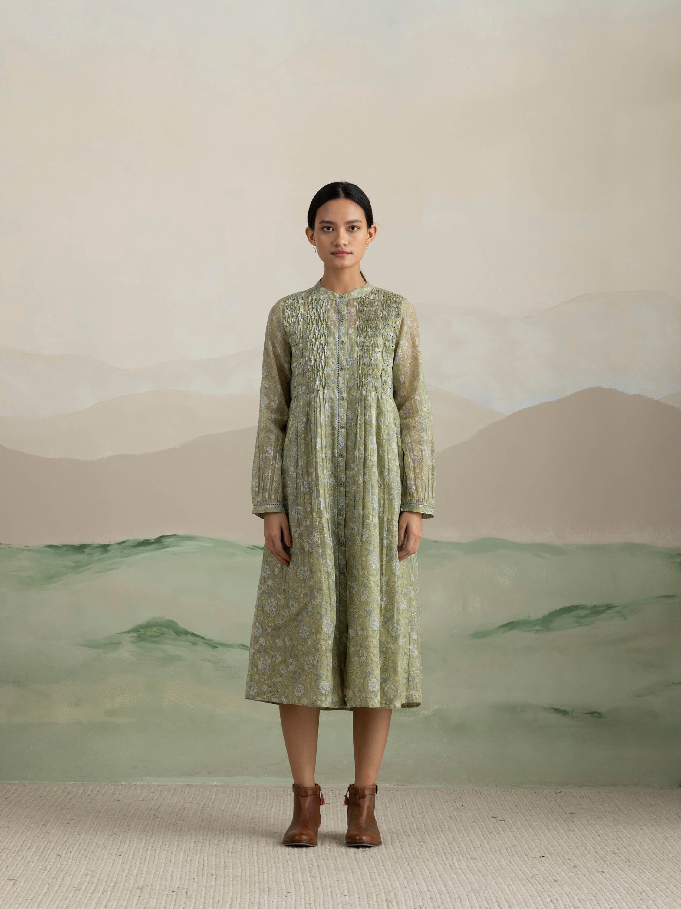 Green Pine Smock Midi Dress - Image 2